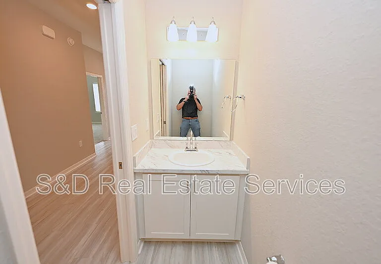 1731 Oceania Ave — Photo 37