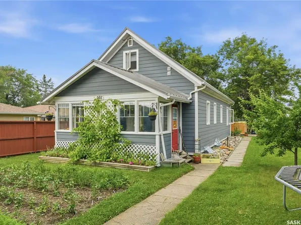 305 2nd AVENUE, Borden, SK S0K 0N0