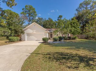 410 Hidden Lakes Ln, Brunswick, GA 31525