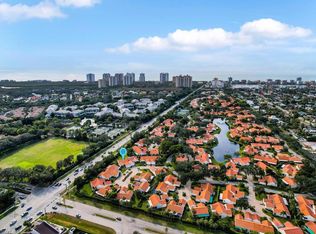 754 Reef Point Cir, Naples, FL 34108