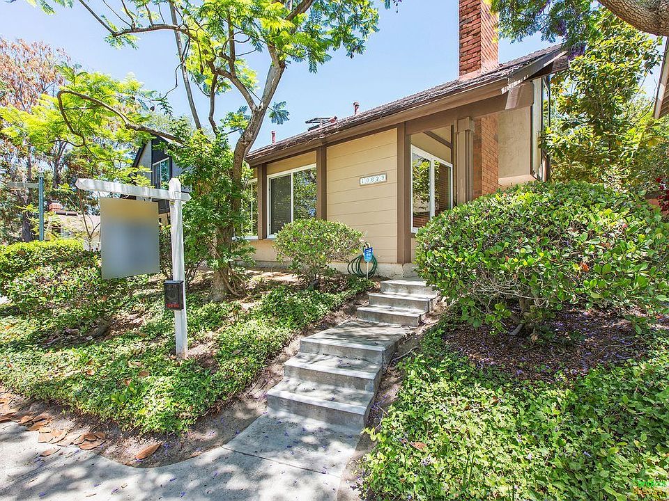 1st image of 10629 Esmeraldas Dr
