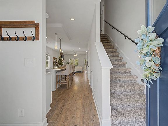 5th image of 2138 Ireland Way