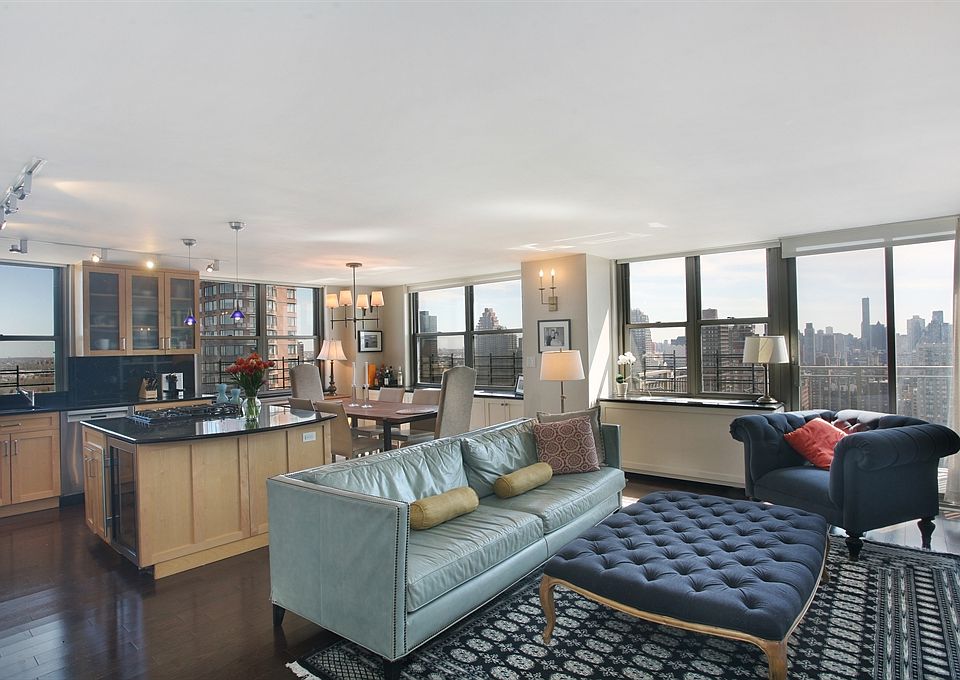 1st image of 301 E 79th St APT 3A