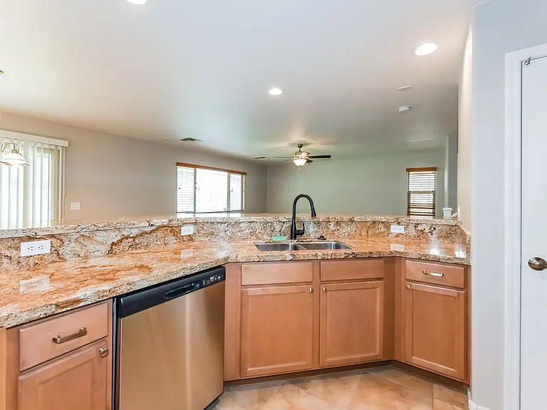 2565 E Southern Ave #119 — Photo 6