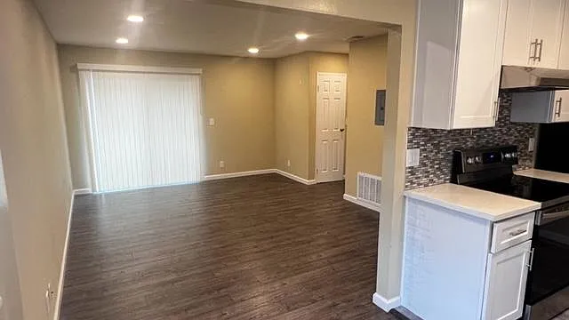 429 Studio Cir #7 — Photo 3