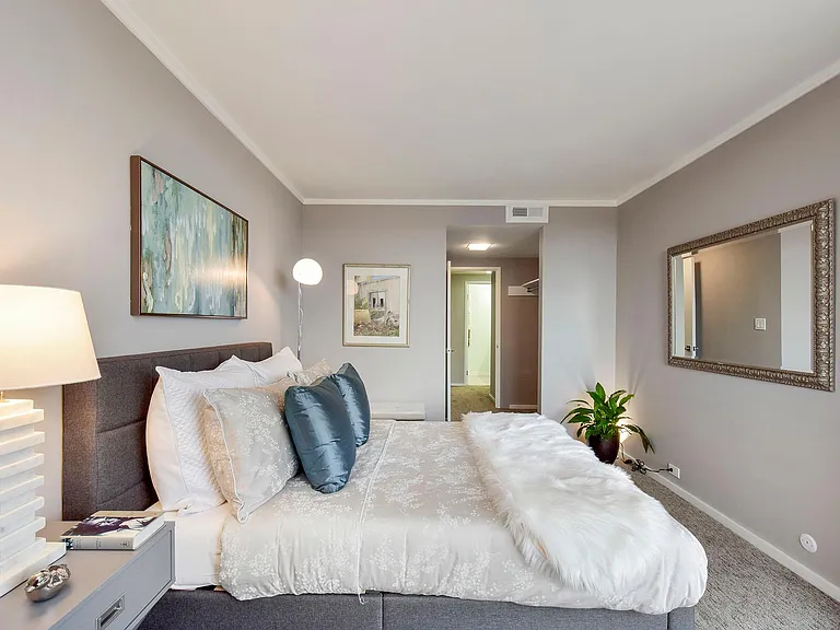 150 Lombard St #704 — Photo 12