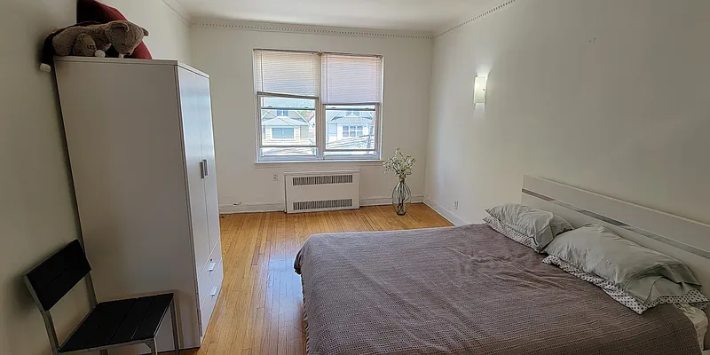 Rented by EZ Sell Realty | media 11