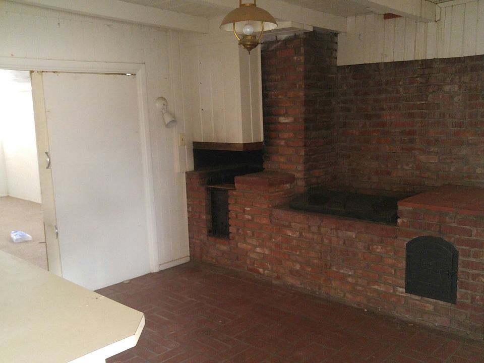 2nd image of 1506 S Union Ave