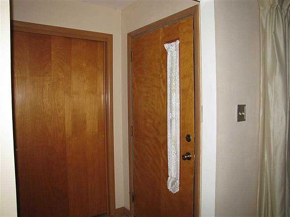 2nd image of 123 Bowersock Ave