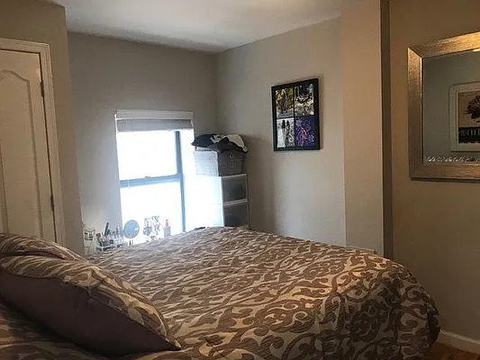 Rented by Friedman Roth Realty | media 7