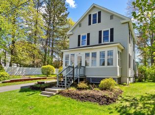 8 Mohegan St, Pittsfield, MA 01201
