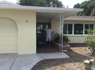 1604 W Neponsit Dr, Venice, FL 34293