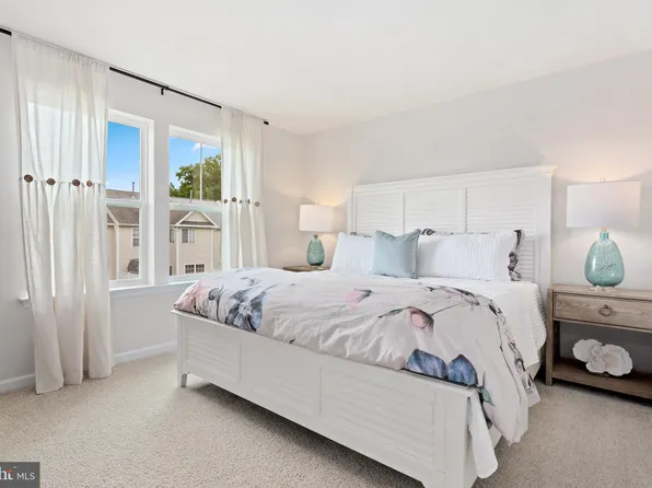 815 Blue Wing Ct, Cambridge, MD 21613