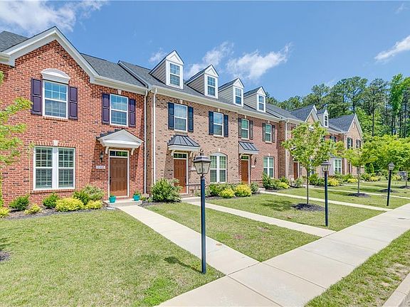 3rd image of 11310 Sadler Walk Ln