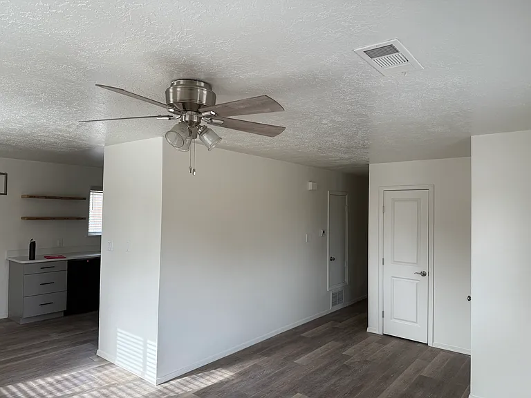 1711 Marble Ave NW #A — Photo 3