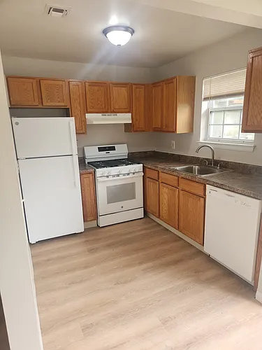 Pine Gate Apartments Photo 1 Pine Gate Apartments Photo 1