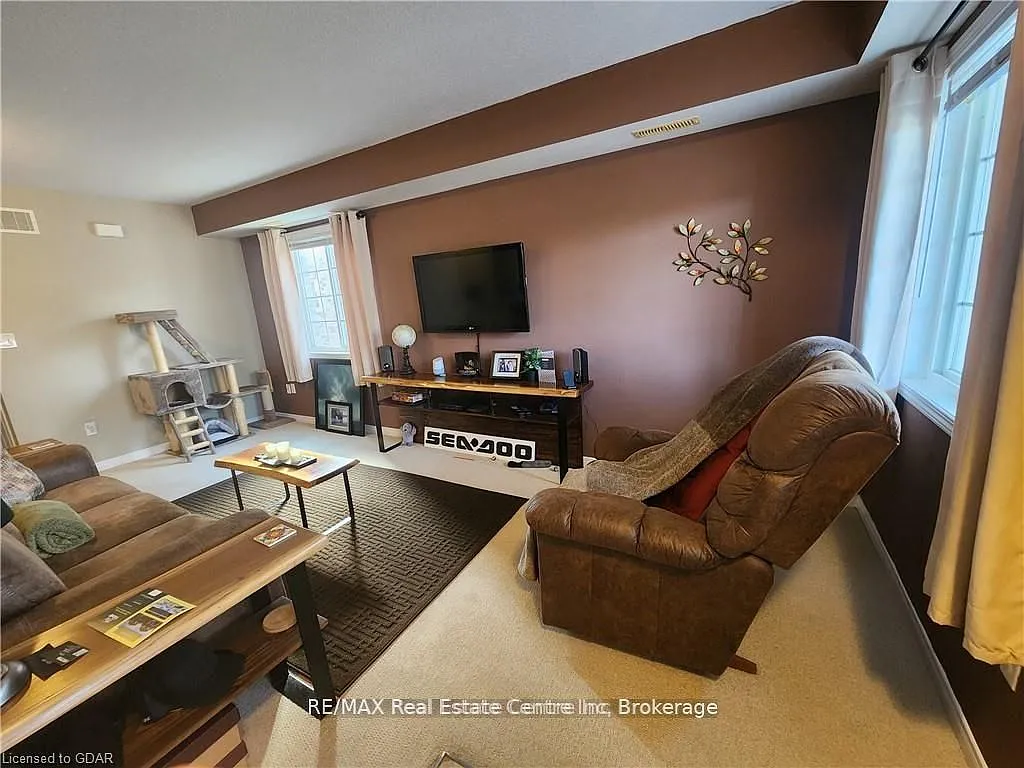 3 bed, $2,650 — Photo 3