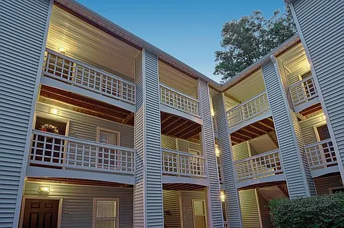 One Central Apartment Homes Photo 1