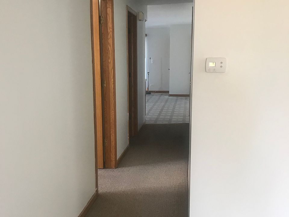 1st image of 8833 N Greenwood Ave #2