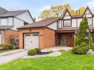 4237 Trellis Cres, Mississauga, ON L5L 2M1
