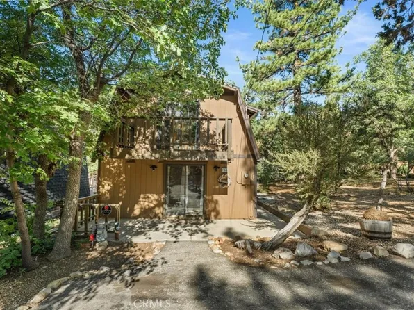 755 Holmes Ln, Sugarloaf, CA 92386
