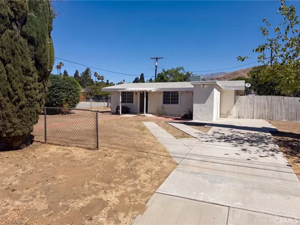 415 E Indian School Ln, Banning, CA 92220