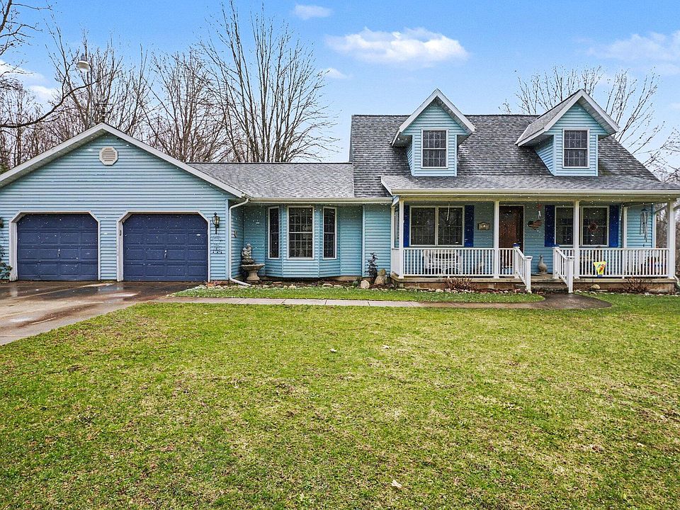 1st image of 102 Sweetheart Ln