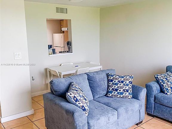 2nd image of 1740 NW North River Dr APT 623