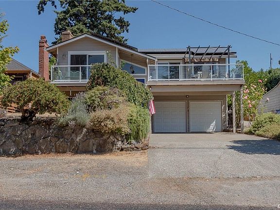2nd image of 6203 Madrona Dr NE