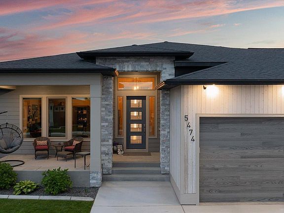4th image of this home