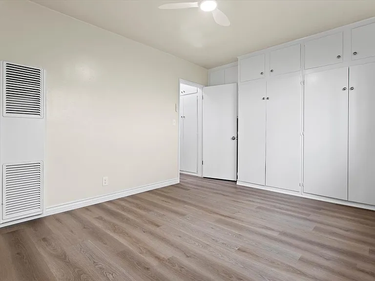 908 N San Vicente Blvd #3 — Photo 10