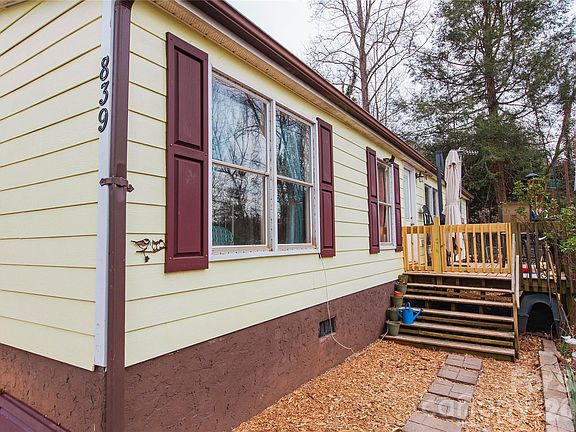 2nd image of 839 Hidden View Loop