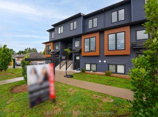 781 Clare Ave E #211, Welland, ON L3C0K1