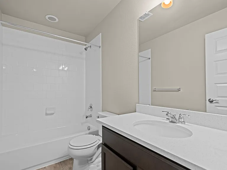 2348 S Troy Ct — Photo 15