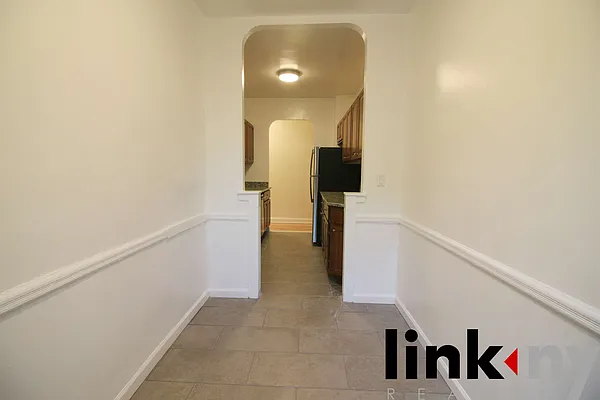 Rented by Link NY Realty | media 12