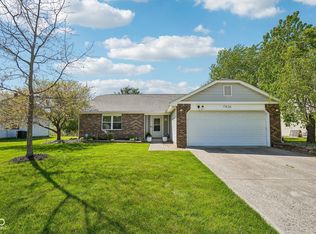7426 Cobblestone West Dr, Indianapolis, IN 46236