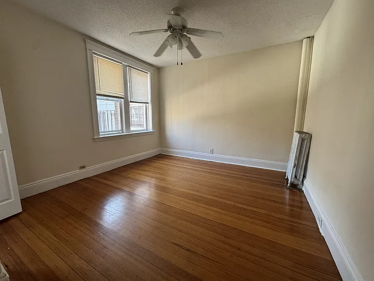520 Cambridge St #5 — Photo 6