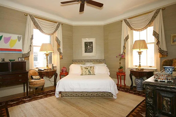 Sold by Corcoran | media 15