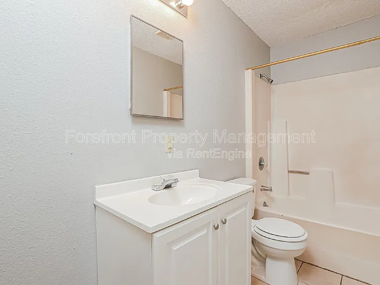 820 W Olmos Dr — Photo 9