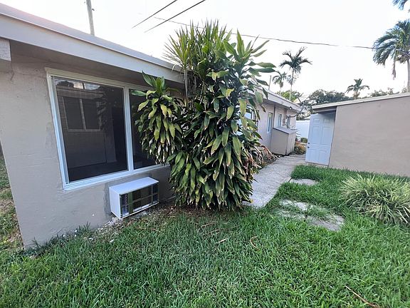 2nd image of 1318 S 20th Ave #1318
