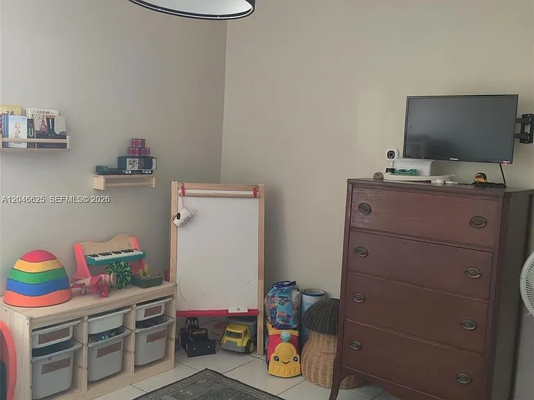 300 E Club Cir #108 — Photo 20