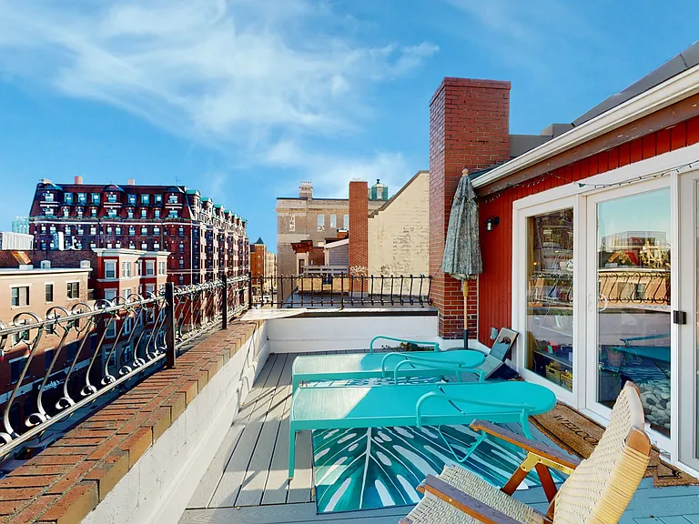 51 Hemenway St #6B — Photo 16