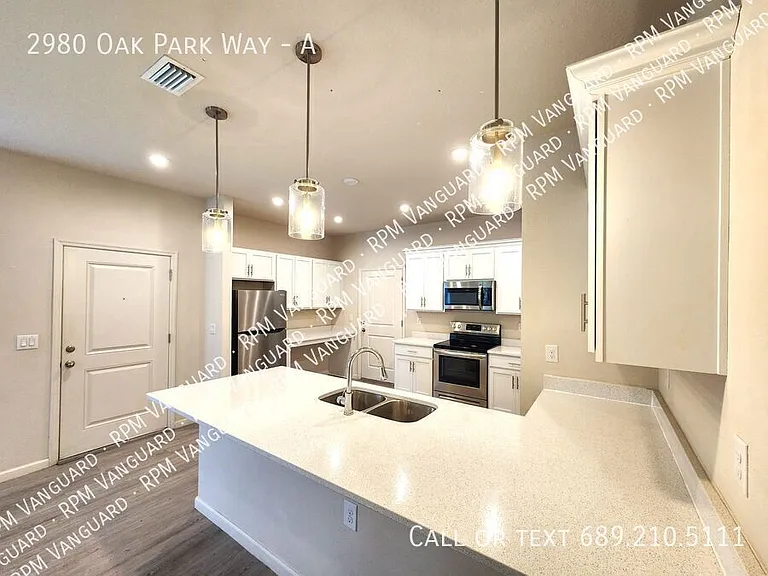 2980 Oak Park Way #A — Photo 3