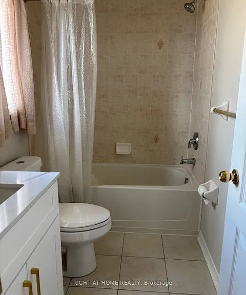 69 Crystal Glen Cres — Photo 5