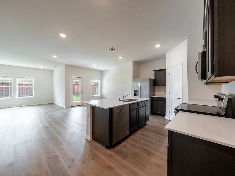13156 Dawson Dr — Photo 19