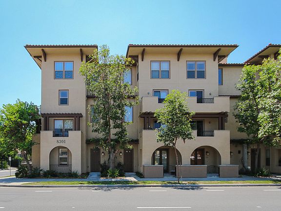 3rd image of 8301 Rio San Diego Dr Unit 27