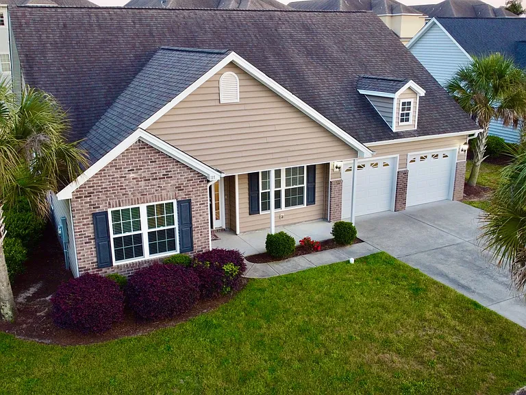 117 Bridgeway Dr — Photo 4