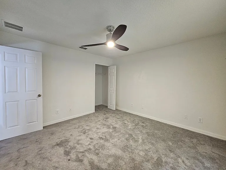 622 Brooke Ct — Photo 18