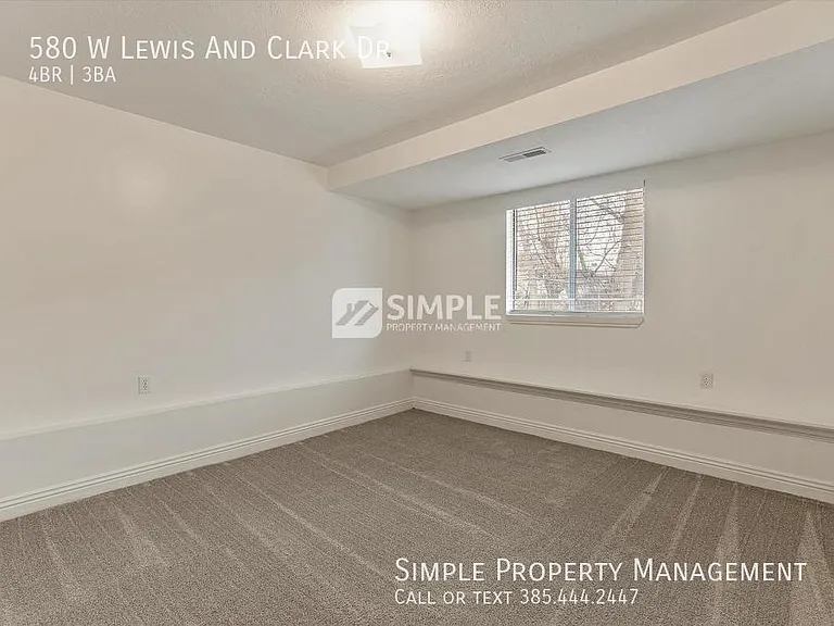 580 W Lewis And Clark Dr — Photo 26