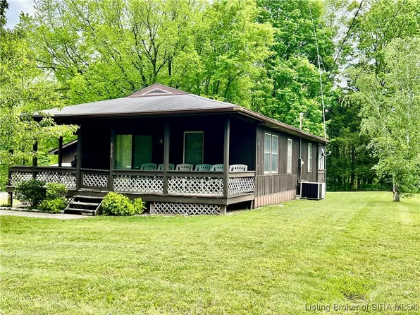 6196 Newton Stewart Road, Taswell, IN 47175